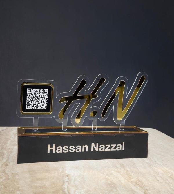 wood+plexi desk name